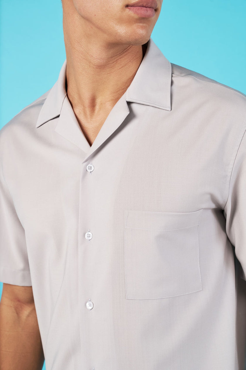 CAMISA GRIS PERLA MANGA CORTA 100% LANA - H&F - COLECCION - CAMISA GRIS PERLA MANGA CORTA 100% LANA - HFCTSS2501CH - CH -