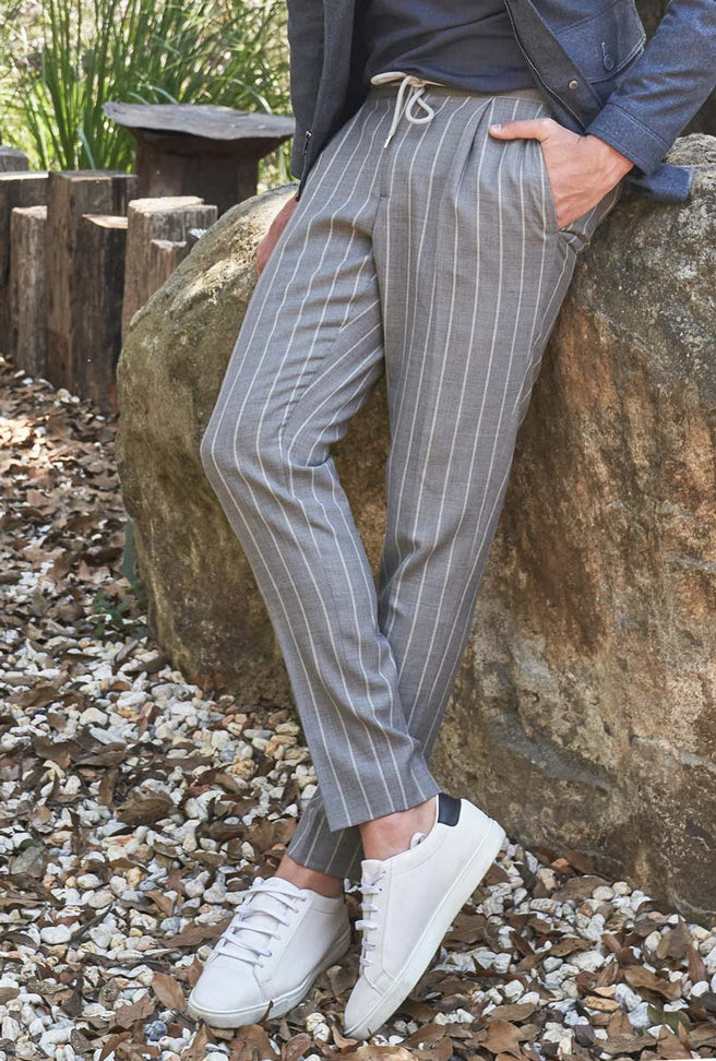 PANTALÓN GRIS RAYA BEIGE - H&F - PANTALON - PANTALÓN GRIS RAYA BEIGE - HFPTSS220238 - 38 -