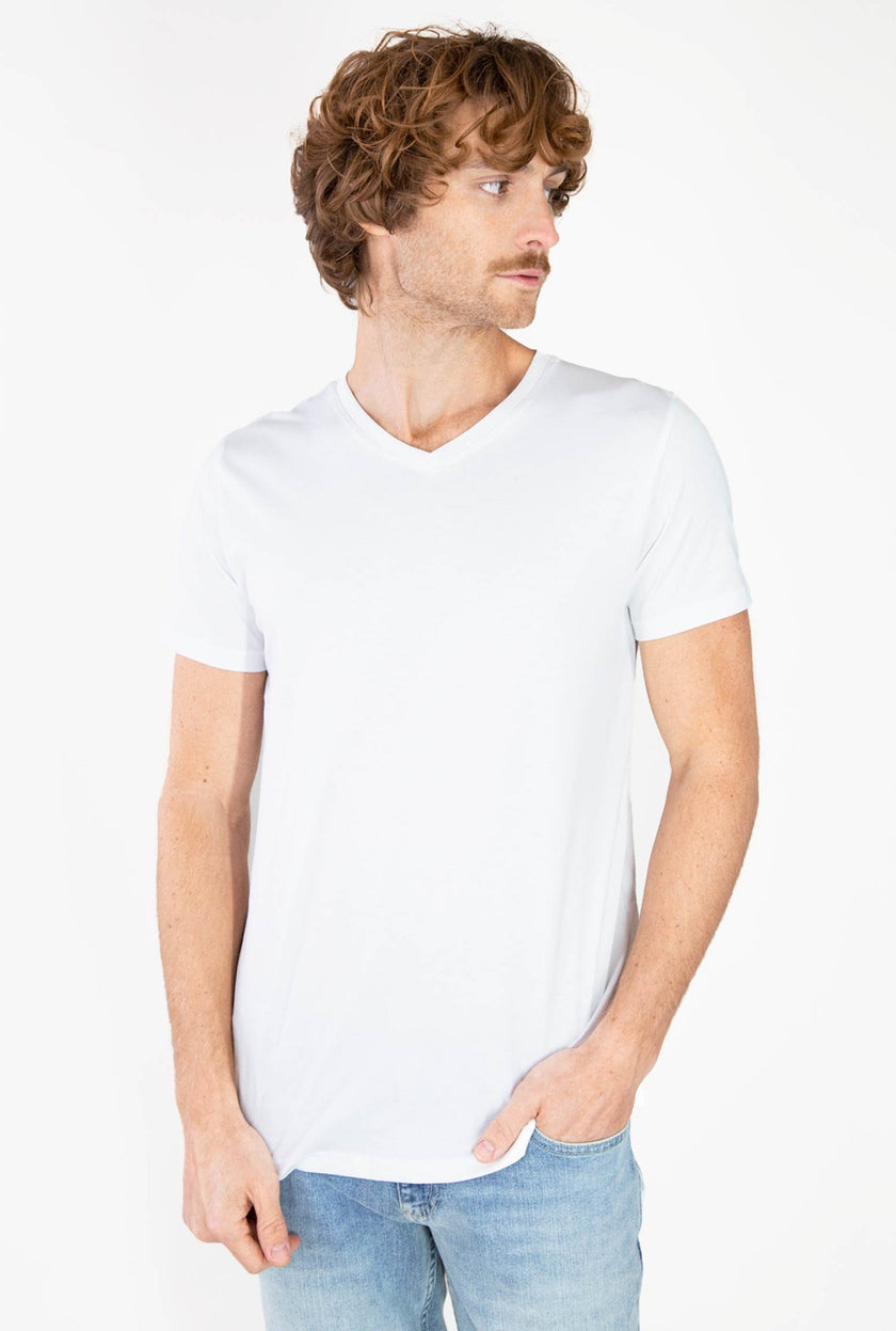 T - SHIRT BLANCA CUELLO V 100% CO - H&F - T - SHIRT - T - SHIRT BLANCA CUELLO V 100% CO - HFTS2003XCH - XCH -