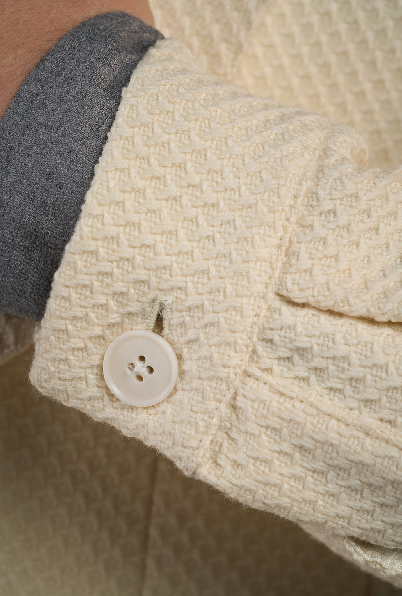 Cardigan Off - White - H&F - SACO - Cardigan Off - White - HFSTAW2563846 - 46 - 