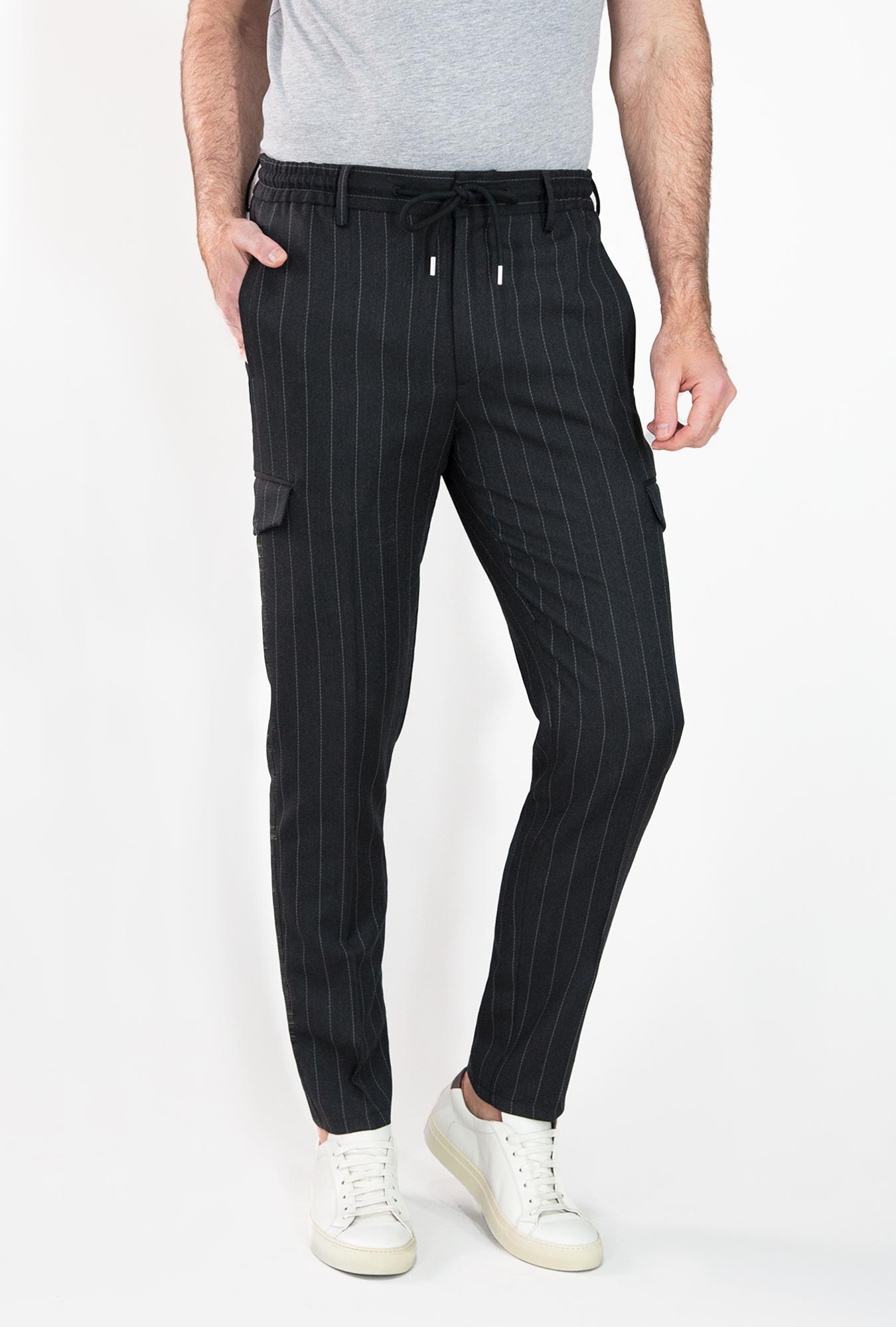 PANTALÓN GRIS OXFORD RAYA BLANCA CON JARETA - H&F - PANTALON - PANTALÓN GRIS OXFORD RAYA BLANCA CON JARETA - HFPTSS240238 - 38 - 