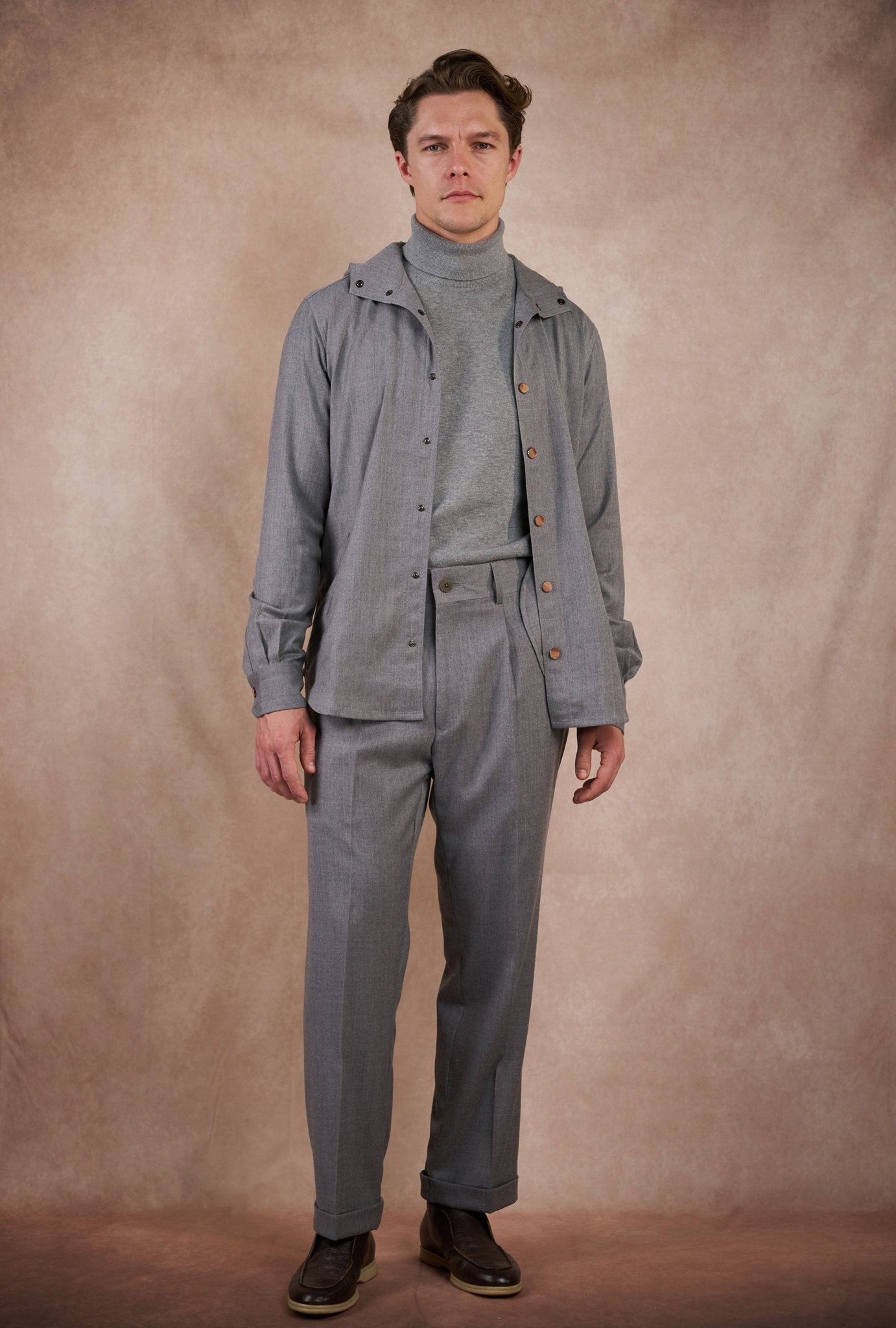 Sobrecamisa con Gorro Gris - H&F - OVER SHIRT - Sobrecamisa con Gorro Gris - HFOSAW2501CH - CH - 