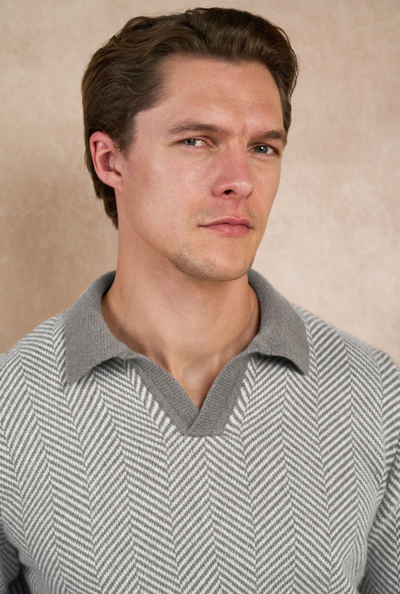 SWEATER TIPO POLO LANA CASHMERE GRIS - H&F - SUETER - SWEATER TIPO POLO LANA CASHMERE GRIS - HFSWAW2501CH - CH - 