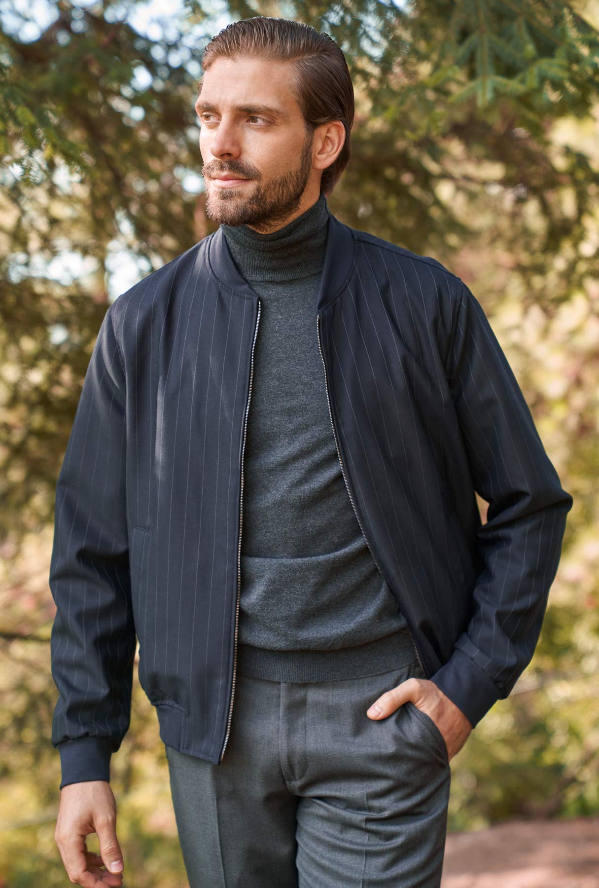 BOMBER AZUL MARINO RAYA BLANCA - H&F - CHAMARRA - BOMBER AZUL MARINO RAYA BLANCA - HFJKAW221046 - CH - 