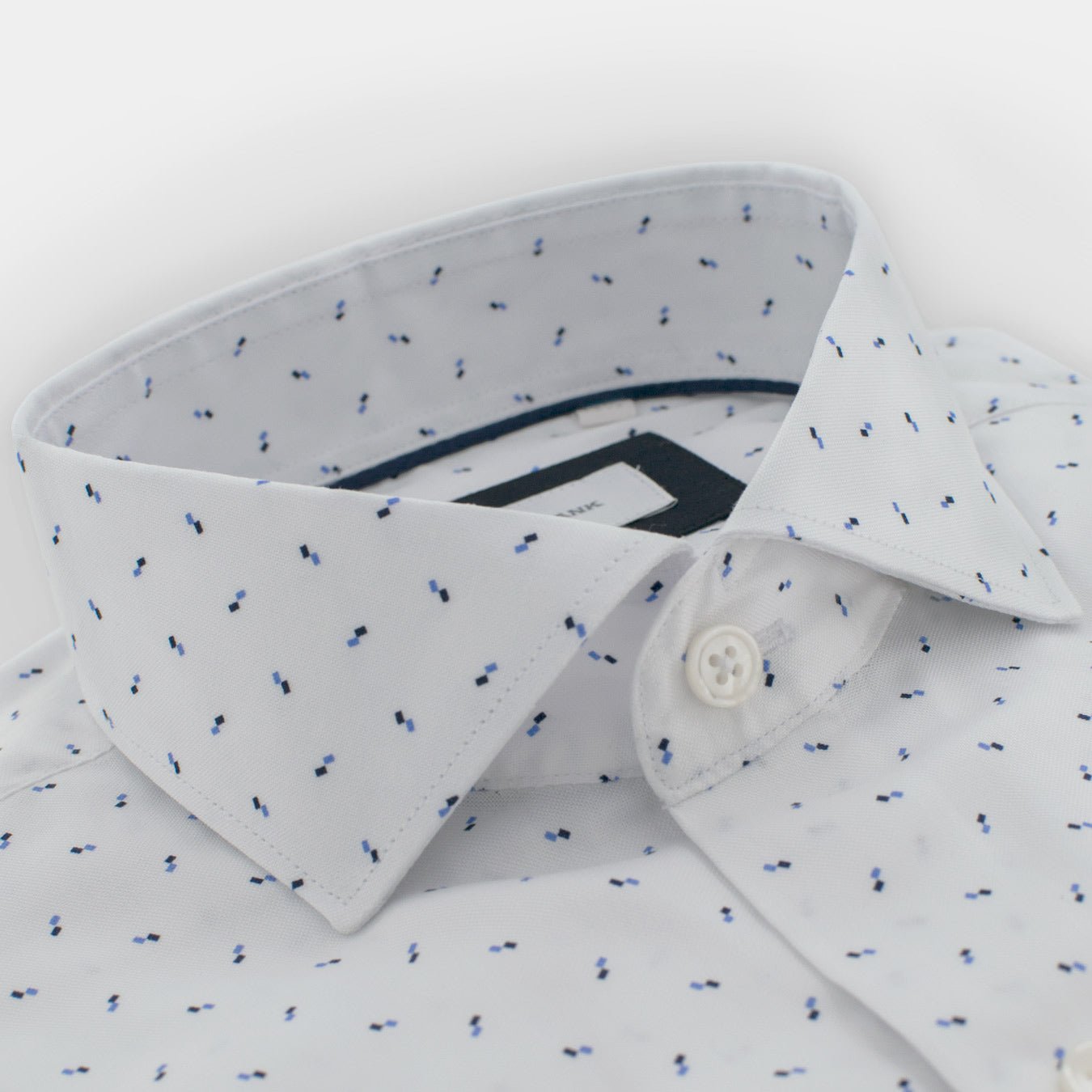 CAMISA BLANCA DE FIGURAS AZULES - H&F - COLECCION - CAMISA BLANCA DE FIGURAS AZULES - HFCTAW2014145 - 14.5 - 